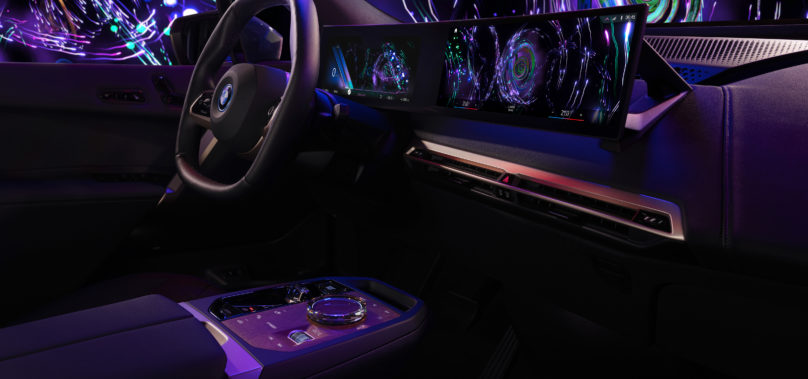Drive-in bio? Näe, bio i bilen är framtiden. 🚀